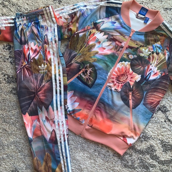 modells adidas tracksuit
